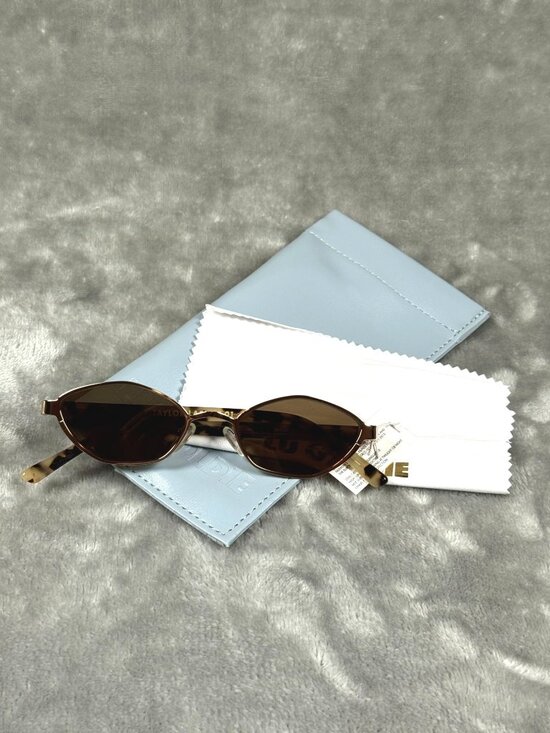 Lu Goldie Accessories - Lu Goldie X Taylor Lashae 01 Tortoise Sunglasses With UV400 Lenses & Blue Case